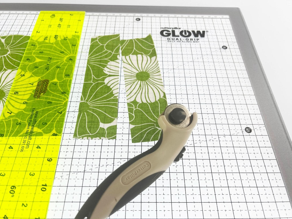 CUTTERPILLAR GLOW PREMIUM II LIGHTBOARD